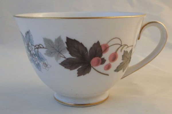 ROYAL DOULTON CAMELOT TEA CUPS