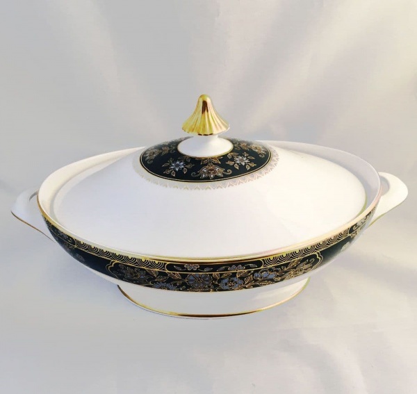 Royal Doulton Carlyle (H5018) Lidded Serving Tureens
