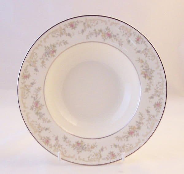 Royal Doulton Diana (H5079) Rimmed Soup Bowls