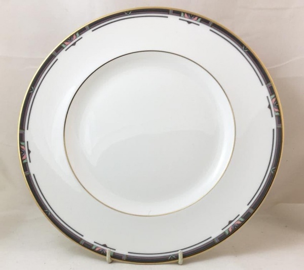 Royal Doulton Musicale Dinner Plates (H5131)
