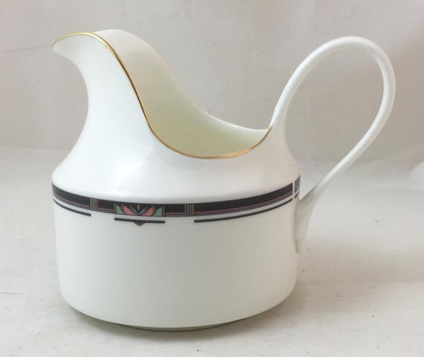 Royal Doulton Musicale Gravy Jugs (H5131)