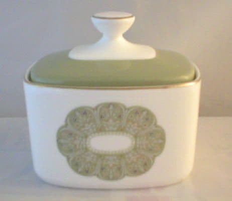 Royal Doulton Sonnet (H5012) Sugar Box