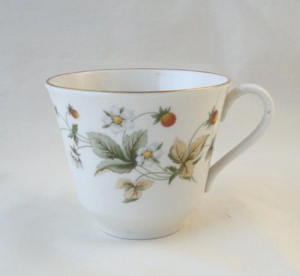 Royal Doulton Strawberry Cream Tea Cup