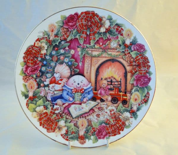 Royal Doulton ''The Night Before Christmas'' Plate