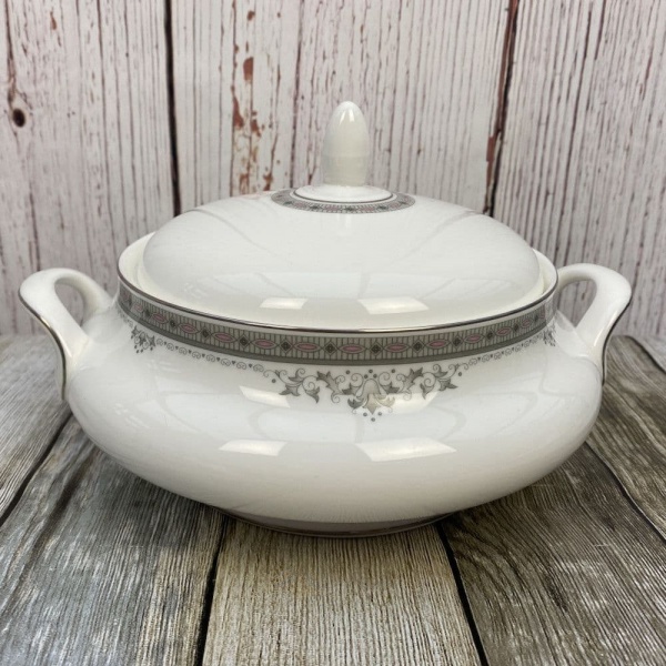 Royal Doulton York Lidded Serving Dish