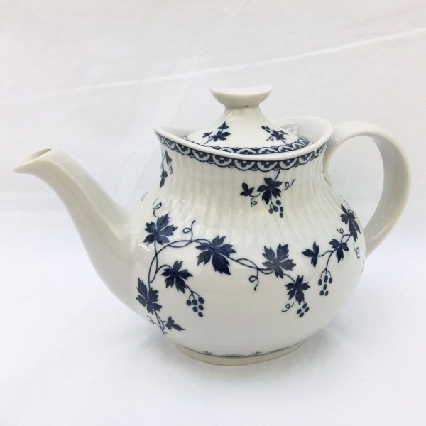 Royal Doulton Yorktown Ribbed,  Small Teapots (TC1013)