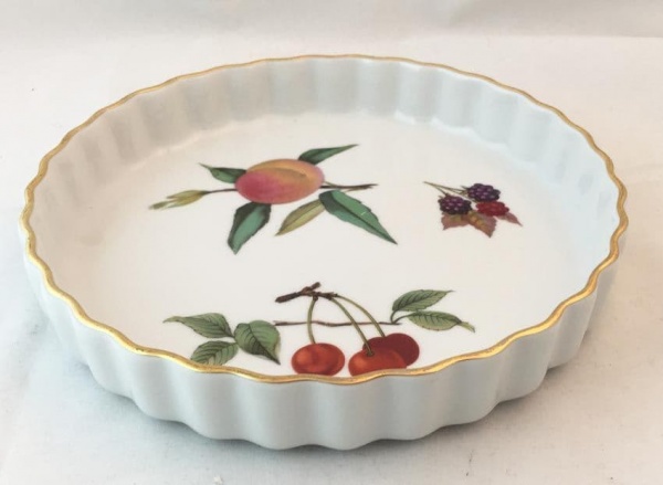 Royal Worcester Evesham (Gold) Small Flan Dish