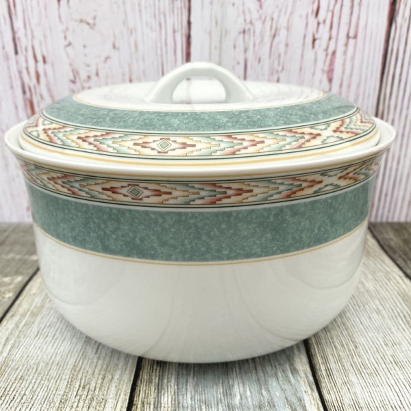 Wedgwood Aztec 3 Pint Casserole Dish