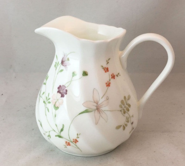 Wedgwood Campion Half Pint MIlk Jugs