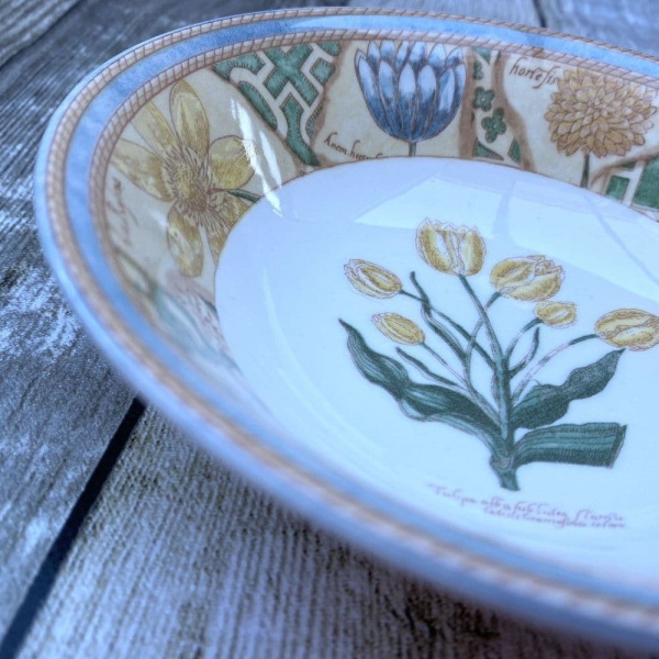 Wedgwood Garden Maze Fruit/Dessert Bowl