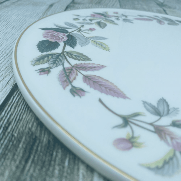 Wedgwood Hathaway Rose Gateau Plate