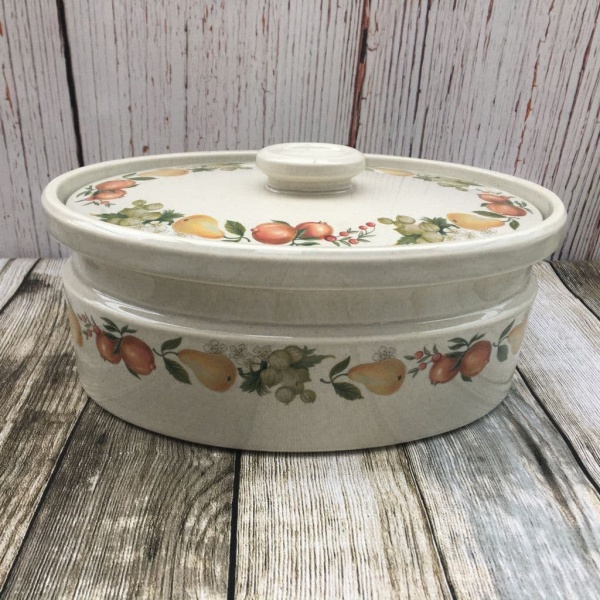 Wedgwood Quince Oval Casserole, 4 Pint