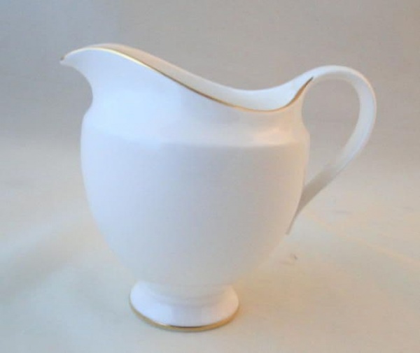 Wedgwood Signet Gold Small Milk Jugs/Creamers