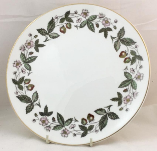 Wedgwood Strawberry Hill Cake Plates