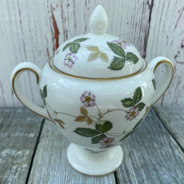 Wedgwood Wild Strawberry Lidded Sugar Dish