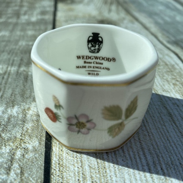 Wedgwood Wild Strawberry Napkin Ring