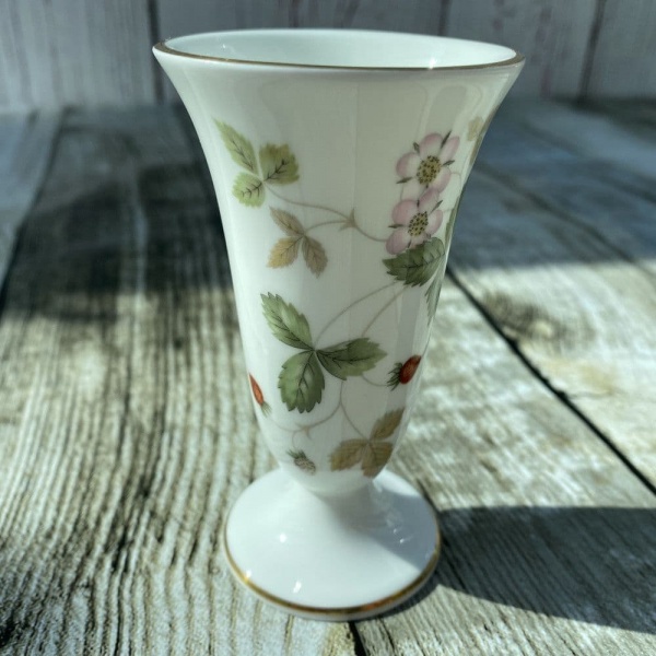 Wedgwood Wild Strawberry Small Vase, 4''