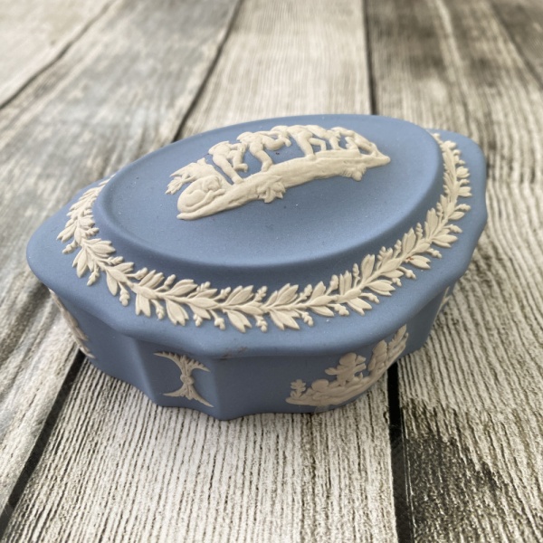 Wedgwood Jasperware (Blue) Trinket Box (Oval) - Cherubs